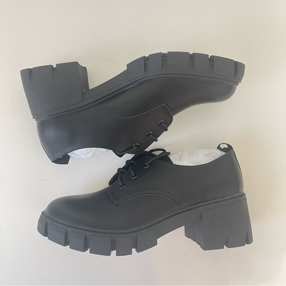 MADDEN GIRL Black Lug Sole Lace Up Shoes Size 8.5 - New In Box - Reemoly - Picture 11 of 14